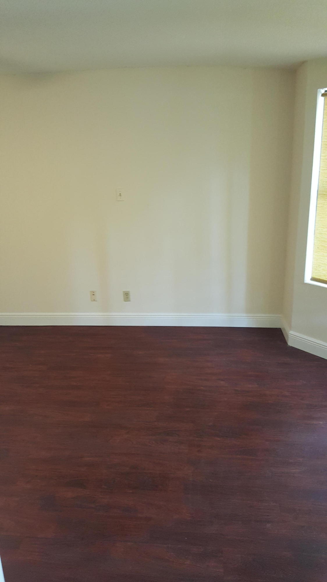 ELLIOTTS POINT - Residential Lease