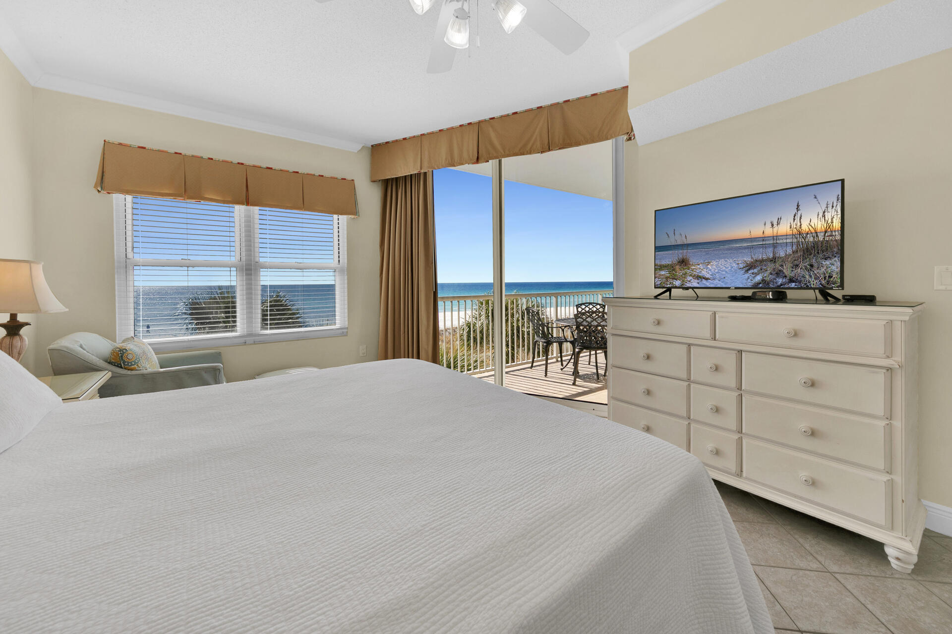WATERS EDGE - Residential