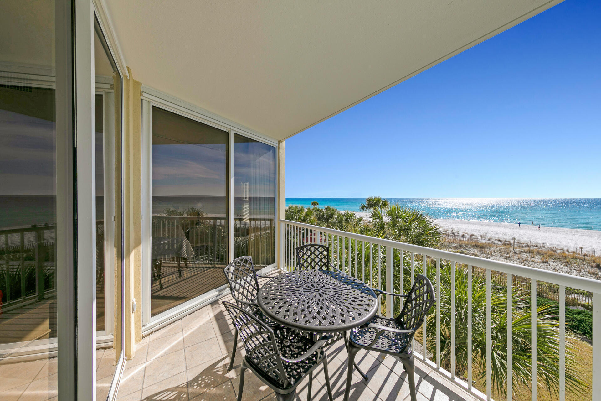 WATERS EDGE - Residential