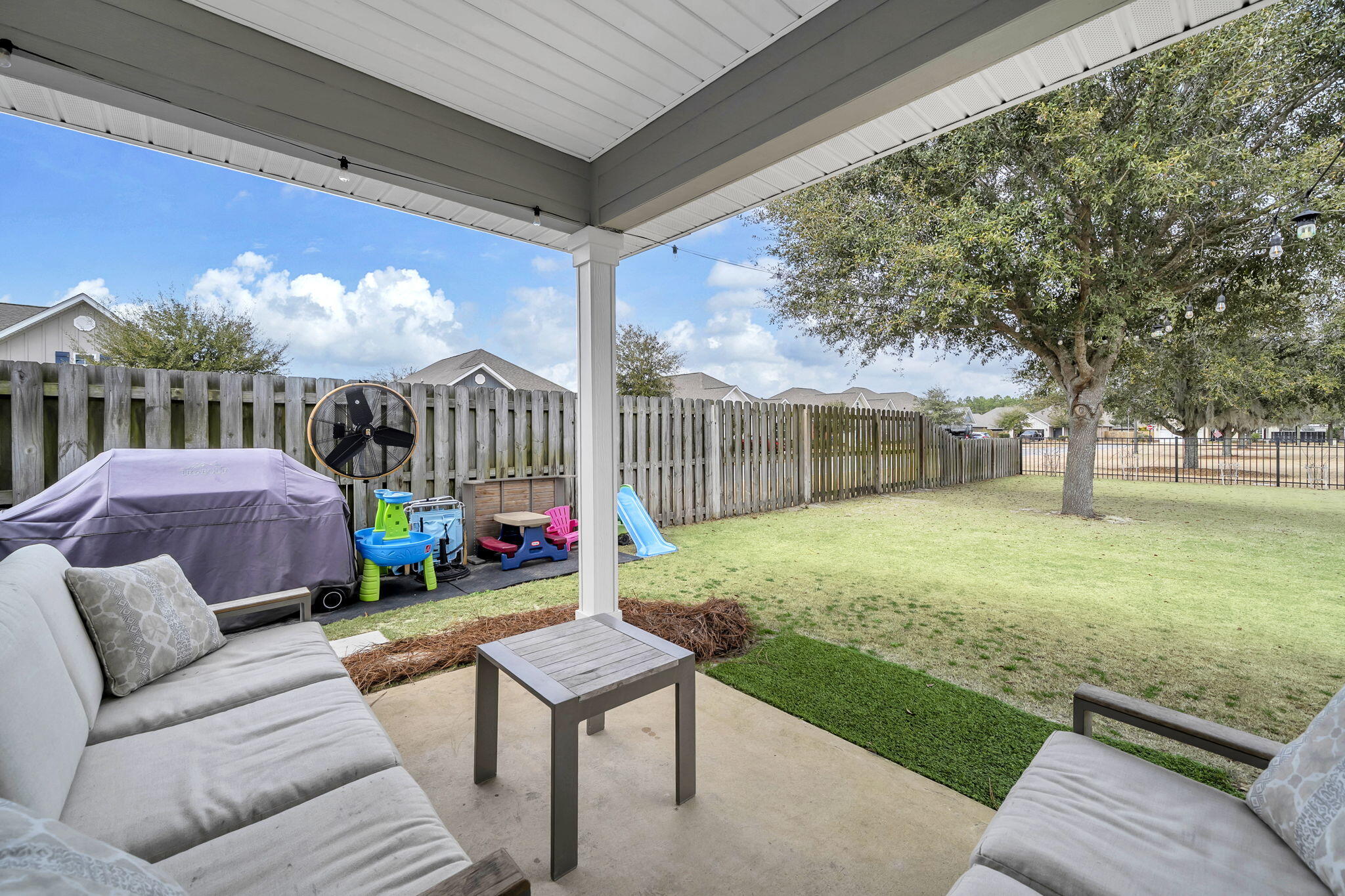 HAMMOCK BAY - Residential