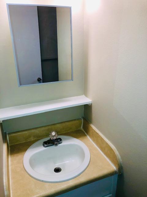 LIVE OAK - Residential Lease