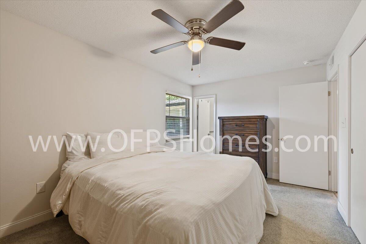 PORT DIXIE - Residential Lease