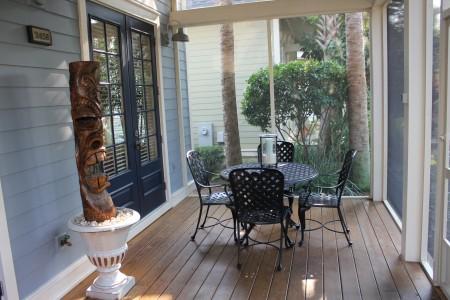 BUNGALOS AT SANDESTIN - Residential