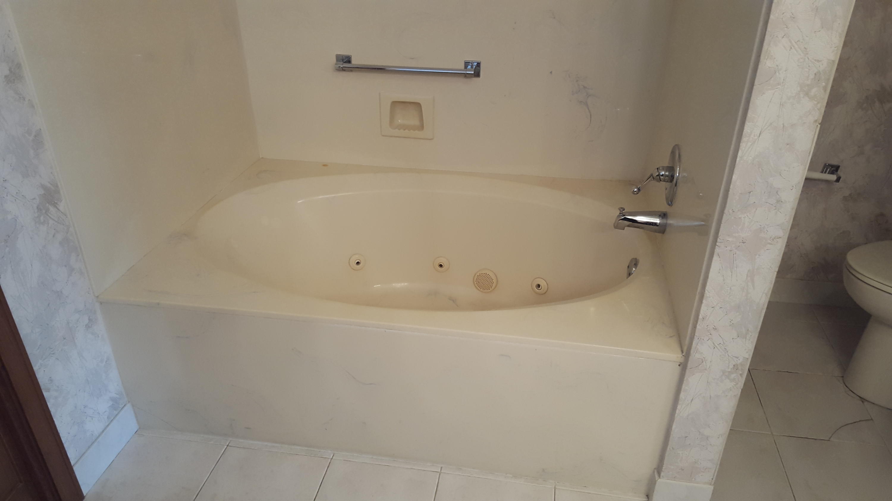 HIDDEN COVE T/H - Residential Lease