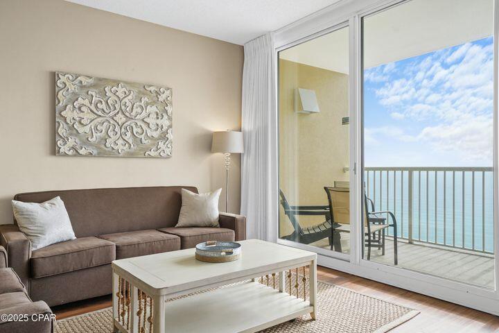 MAJESTIC BEACH TOWERS II - Residential