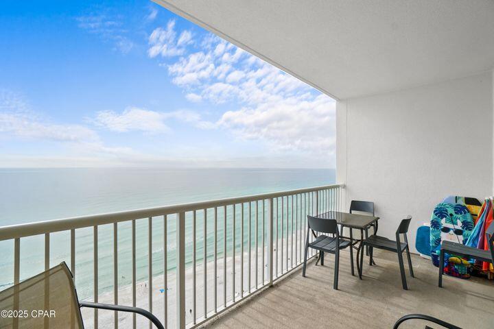 MAJESTIC BEACH TOWERS II - Residential
