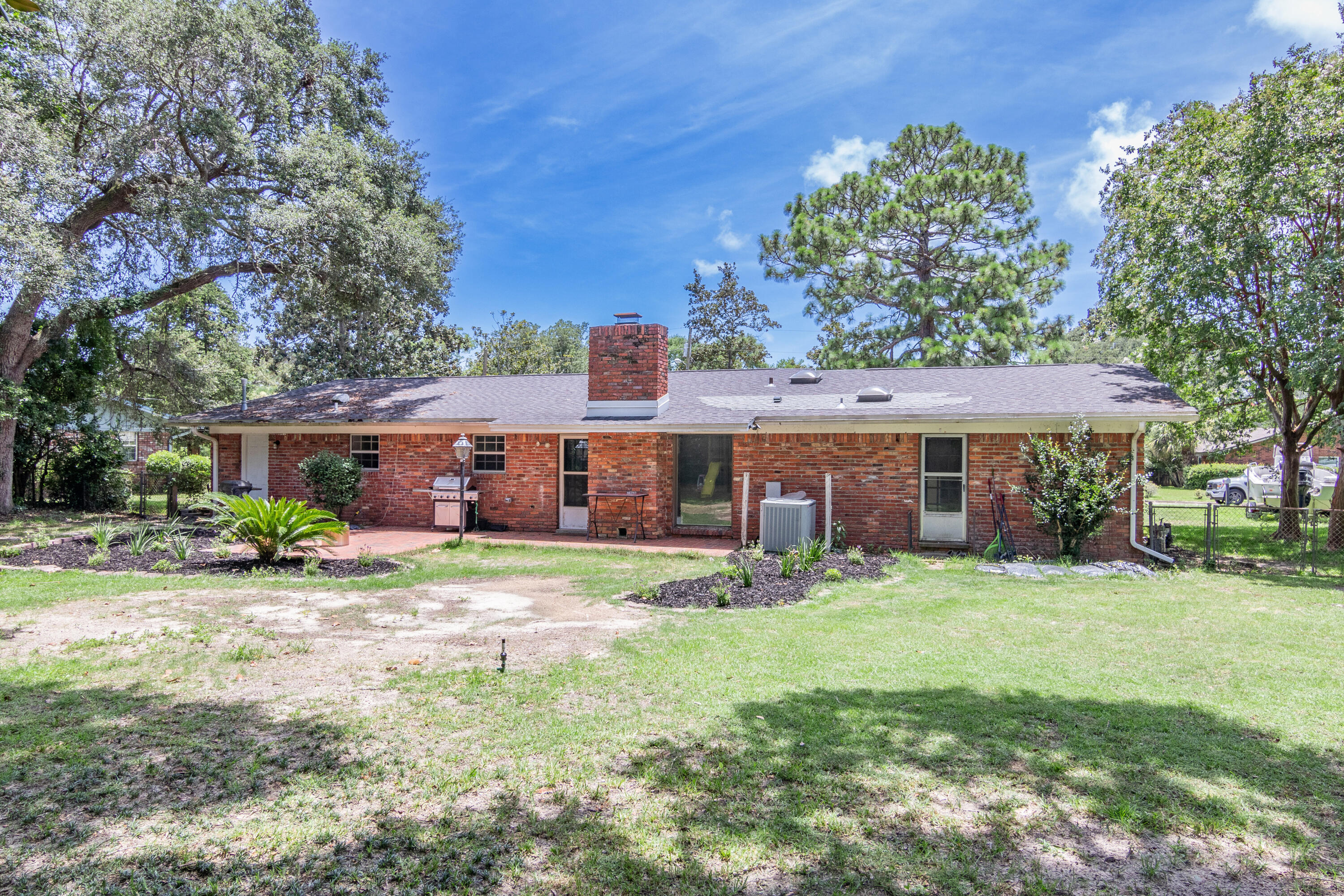 FORT WALTON BEACH (242200.00) - Residential