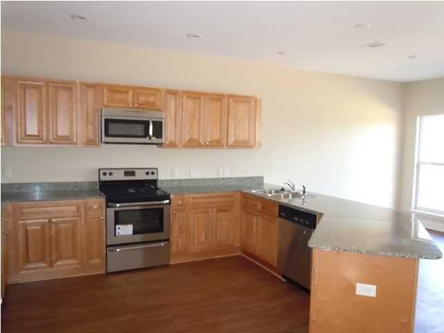 ARBOR LAKE - Residential Lease