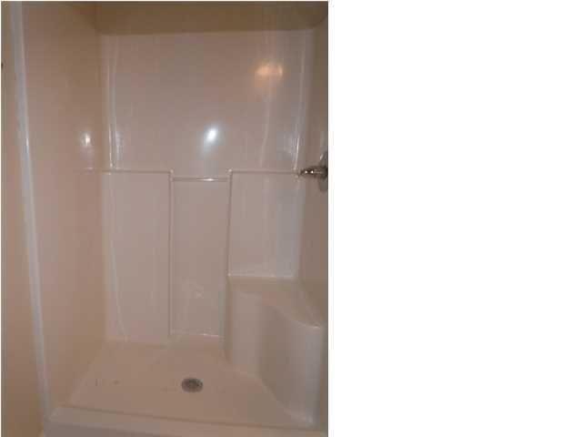 ARBOR LAKE - Residential Lease