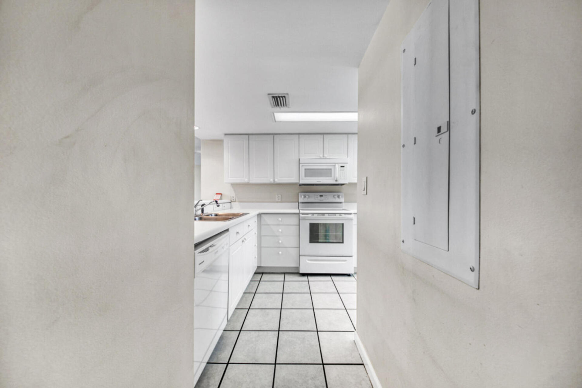 SEACREST CONDOMINIUMS - Residential