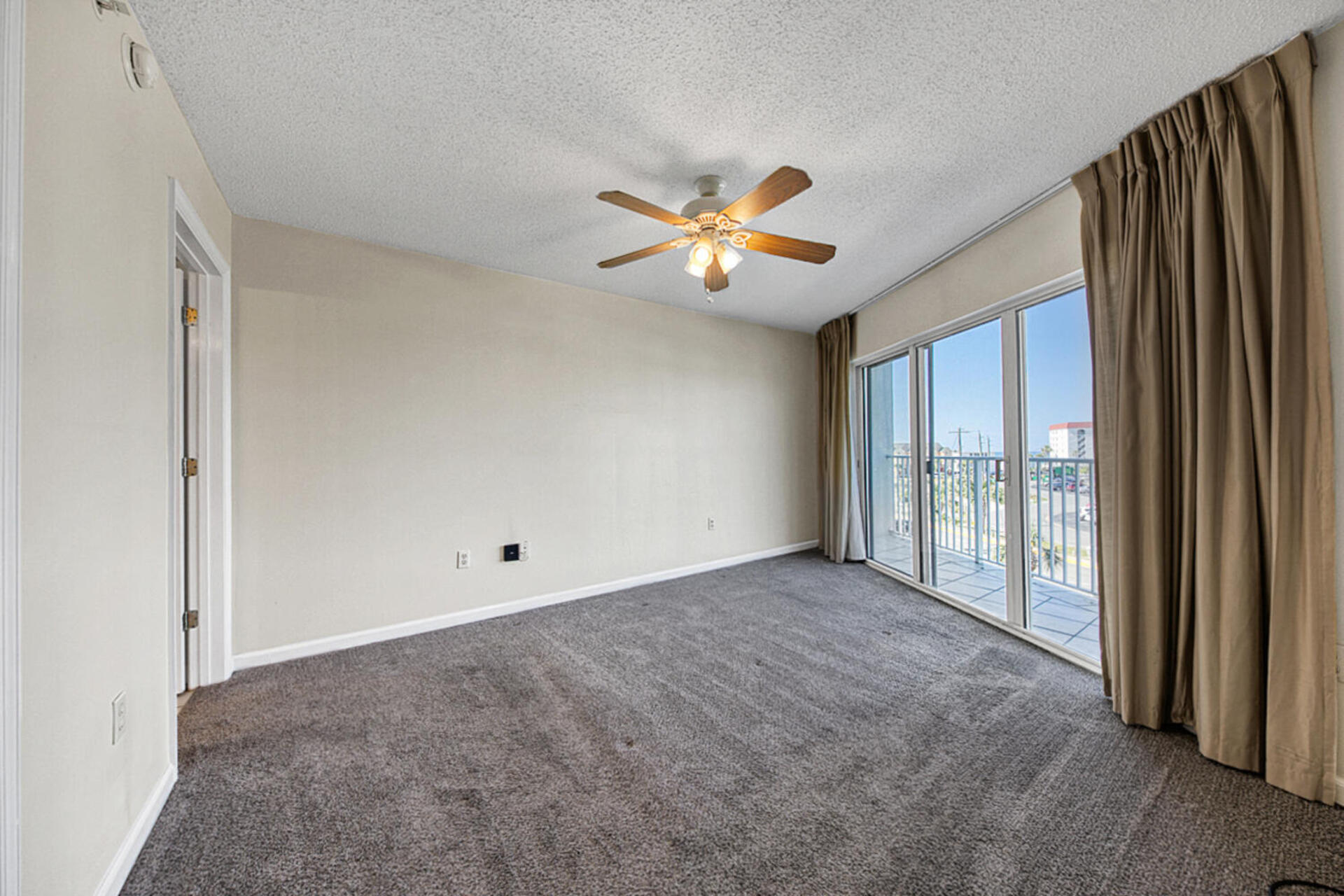 SEACREST CONDOMINIUMS - Residential