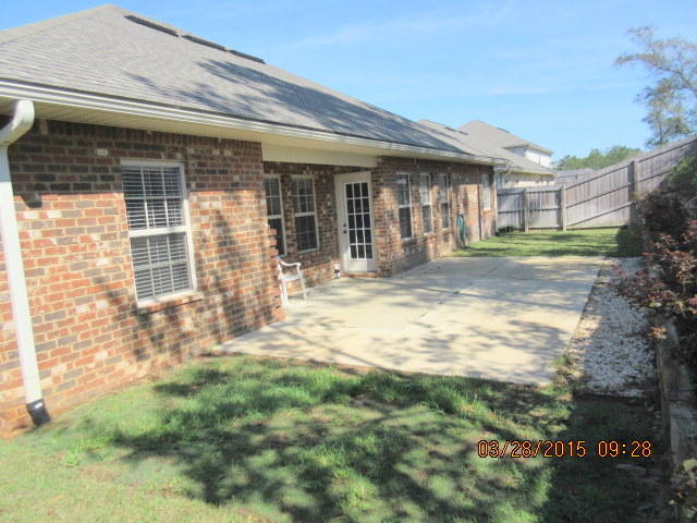 DUGGAN POND ESTATES - Residential Lease