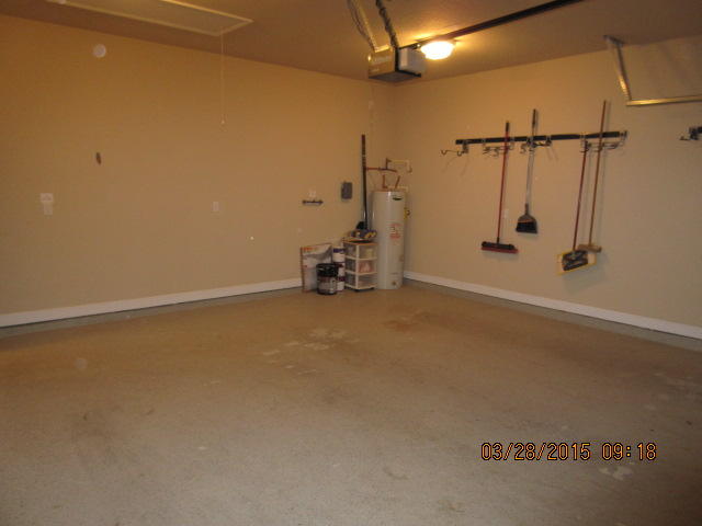 DUGGAN POND ESTATES - Residential Lease