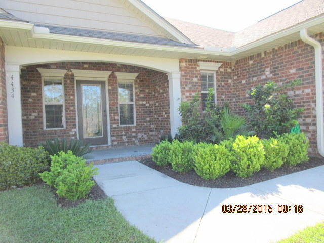 DUGGAN POND ESTATES - Residential Lease