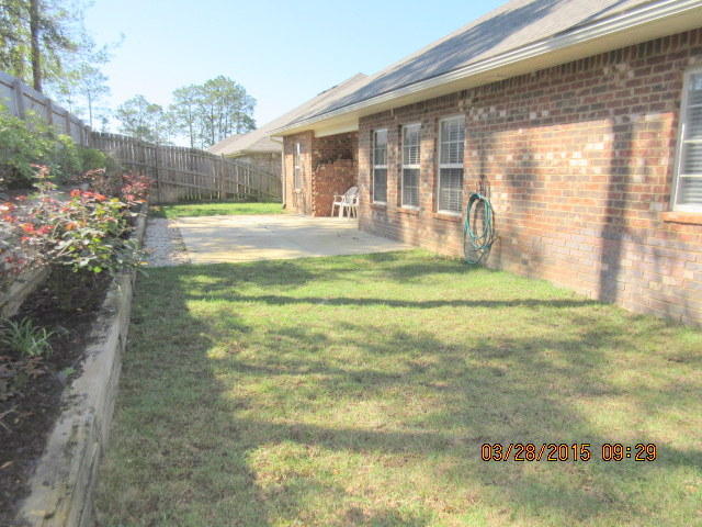 DUGGAN POND ESTATES - Residential Lease