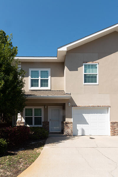 MERIDIAN SQUARE T/H - Residential Lease