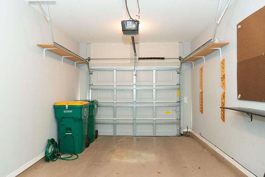 MERIDIAN SQUARE T/H - Residential Lease