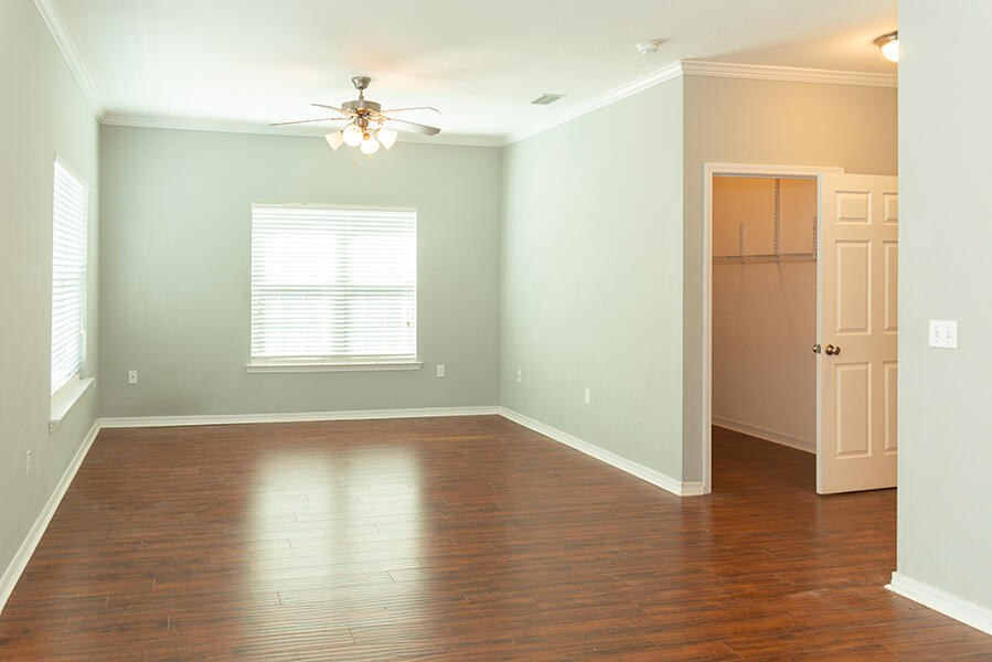 MERIDIAN SQUARE T/H - Residential Lease