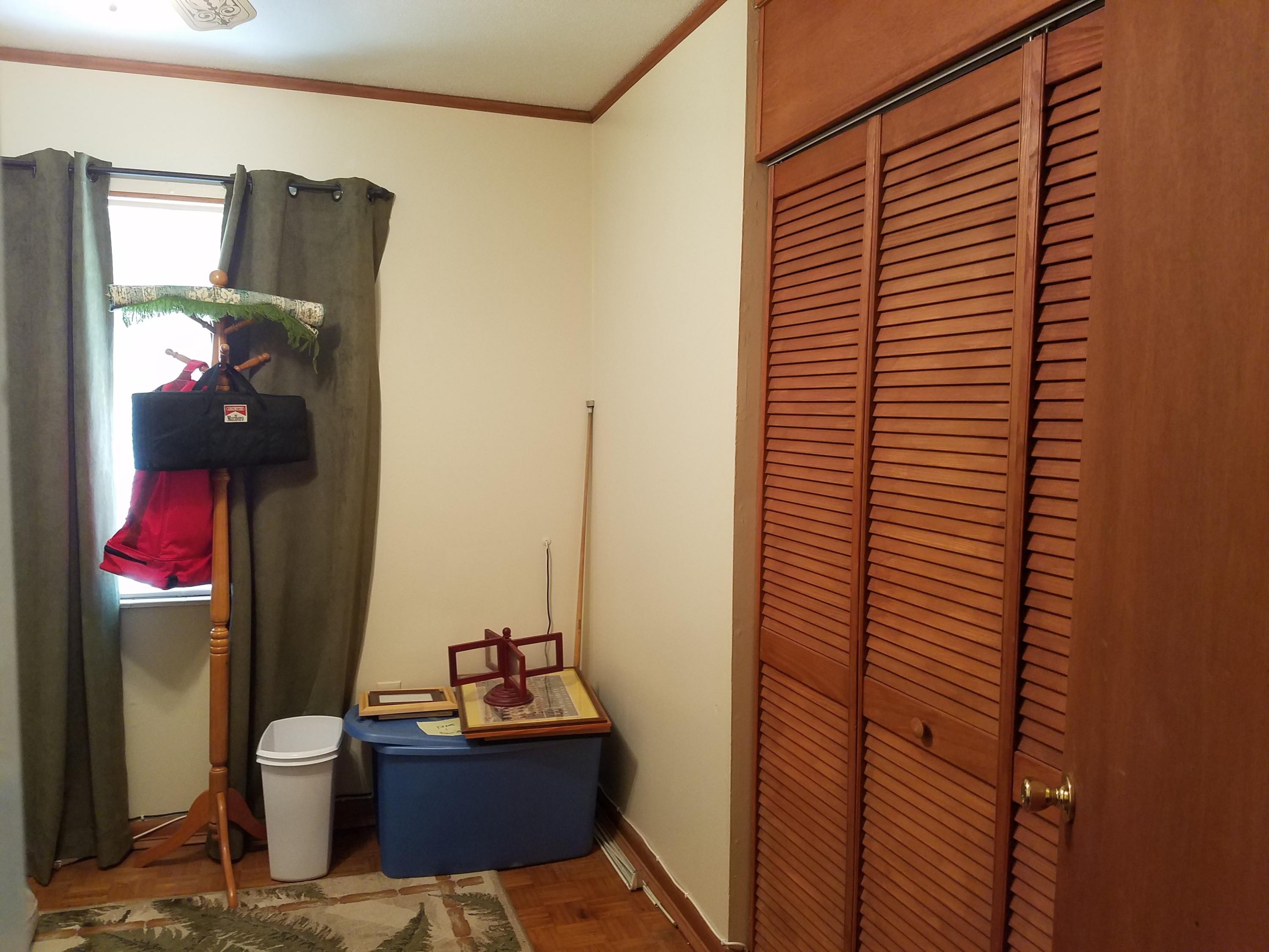 OAKLAND HEIGHTS - Residential
