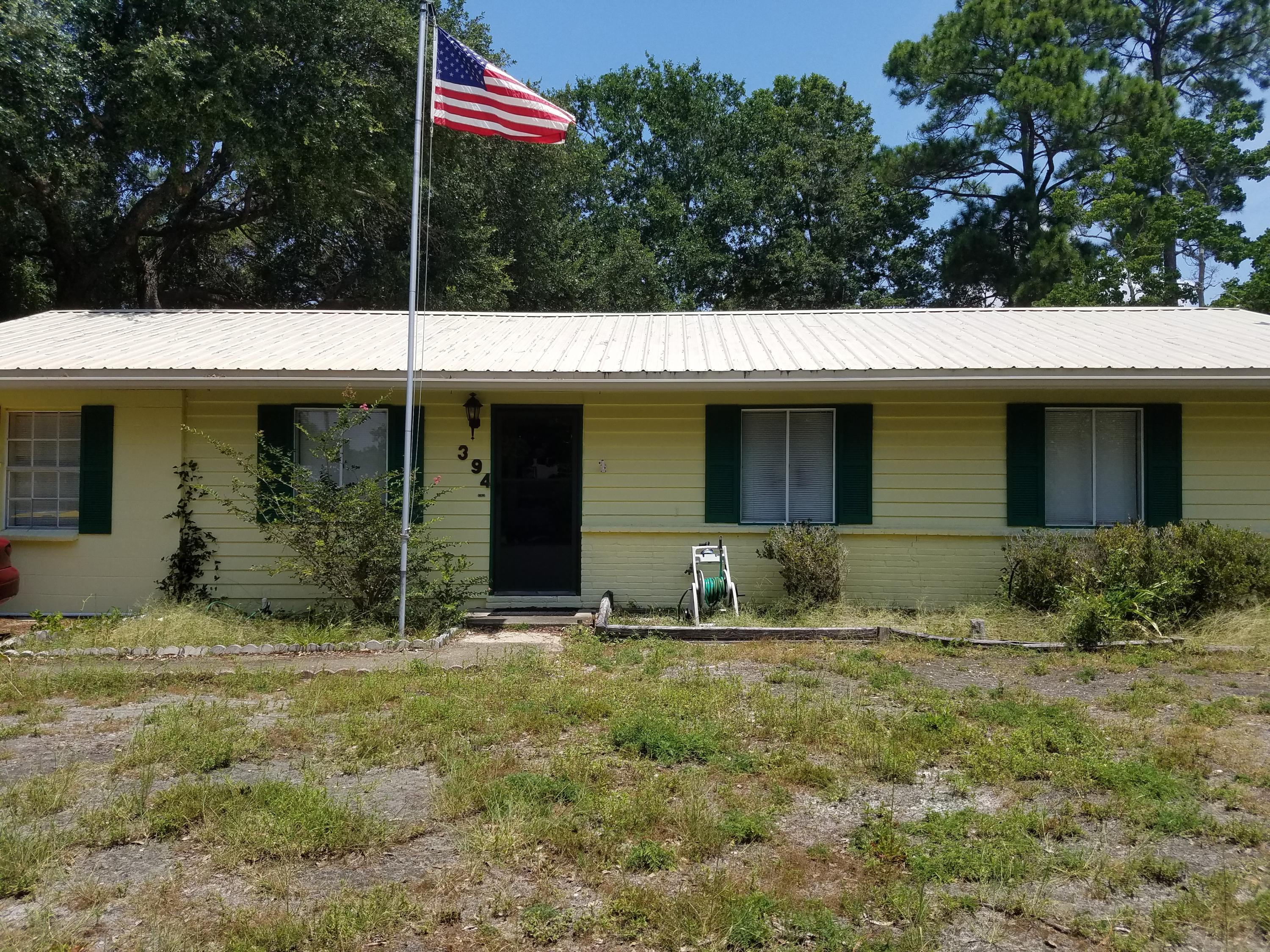 Welcome to Oakland Heights situated located just outside the lovely Fort Walton Beach. The home offers a rear master bedroom with half bath and large closet. Two additional bedrooms off the center hall. A full bath with Tub/shower. Large living room greets your guested at the front door. The large eat in kitchen comes complete with all appliances. The bonus family room / home office has plenty of space to entertain. The rear yard is fully fenced in with a handy shed. This home is offered fully furnished. Newer AC and Metal Roof.