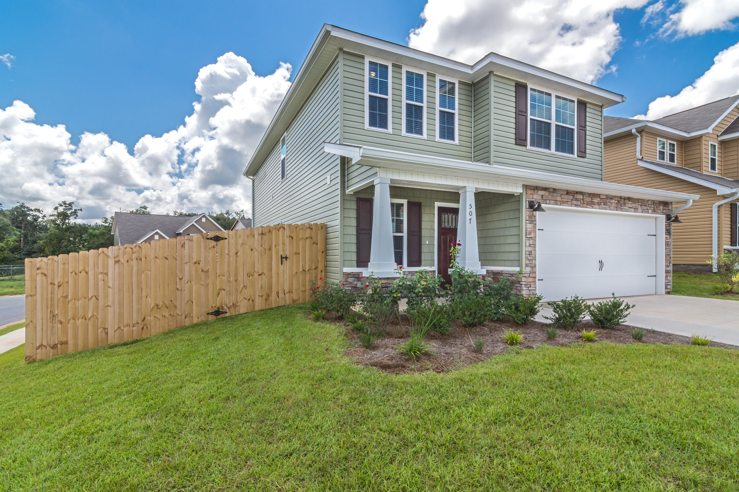STILLWELL ESTATES - Residential
