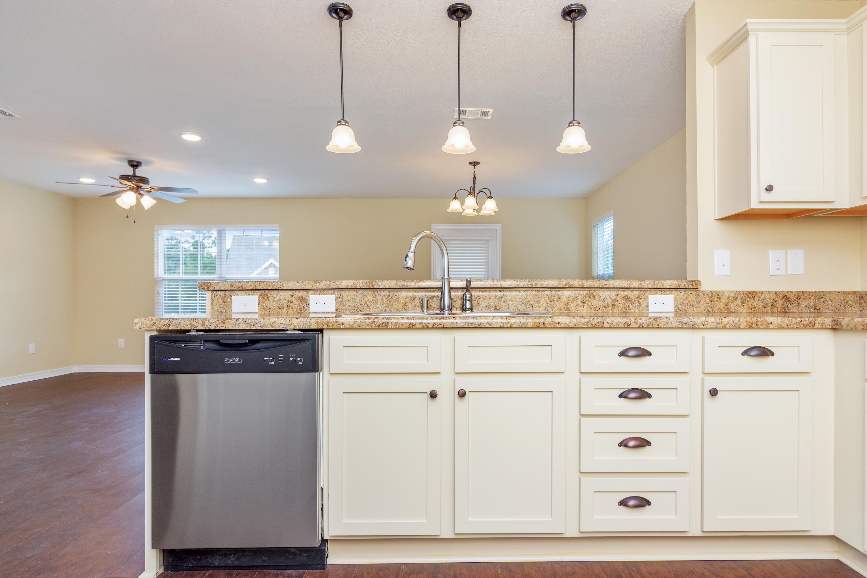 STILLWELL ESTATES - Residential
