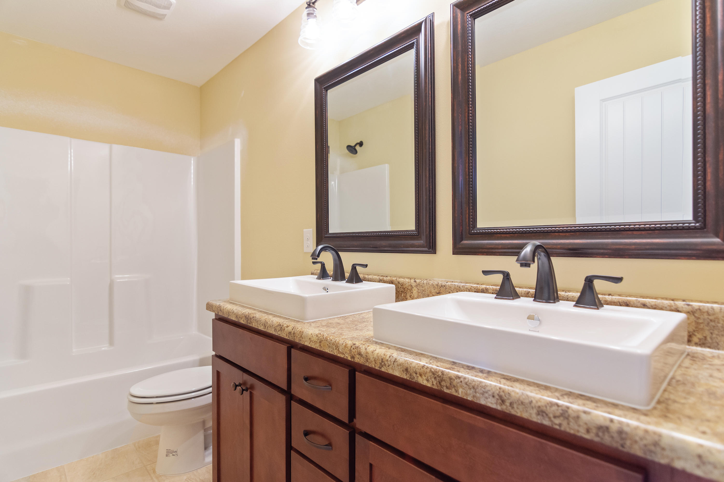 STILLWELL ESTATES - Residential