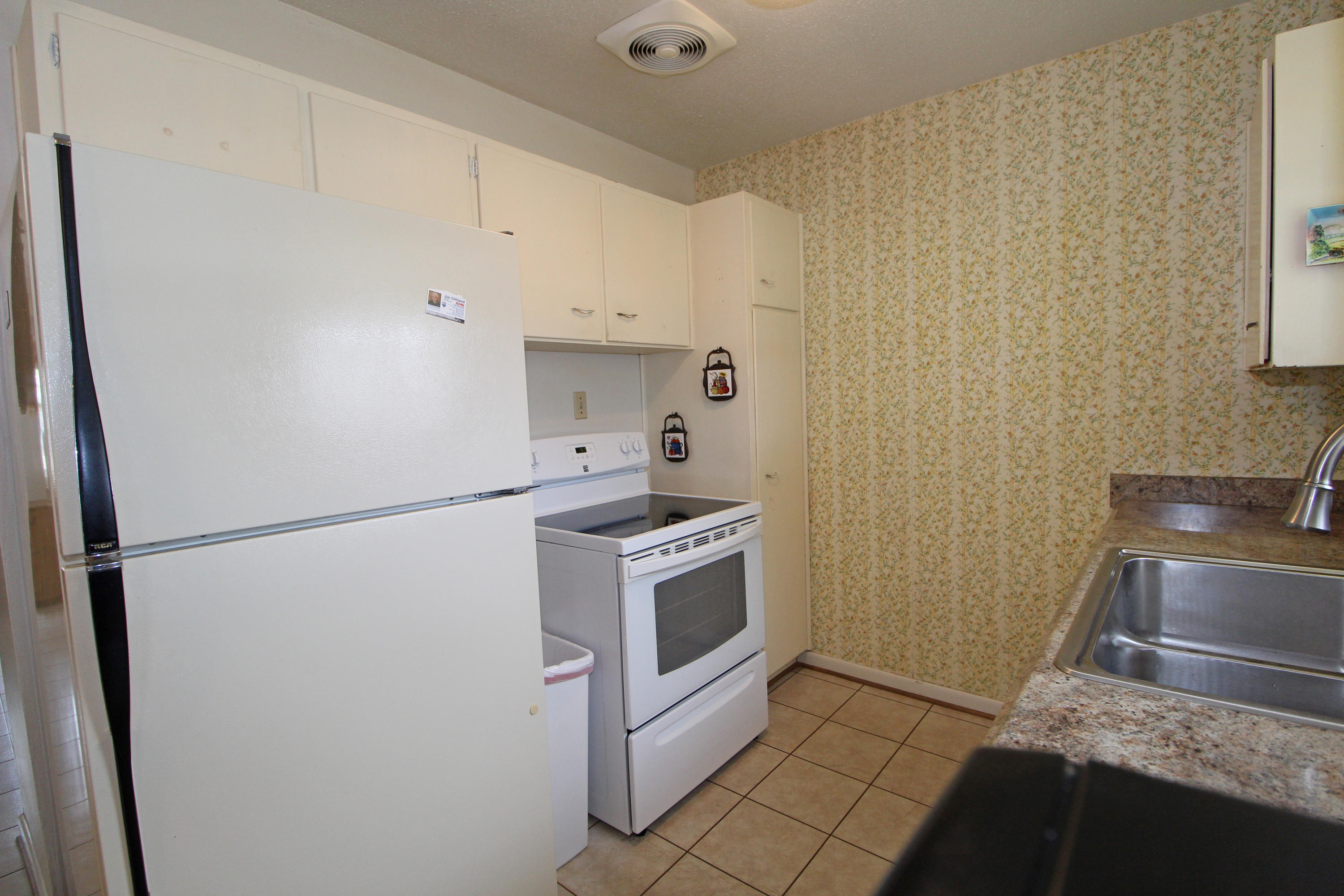 GARNIERS BEACH 7TH - Residential