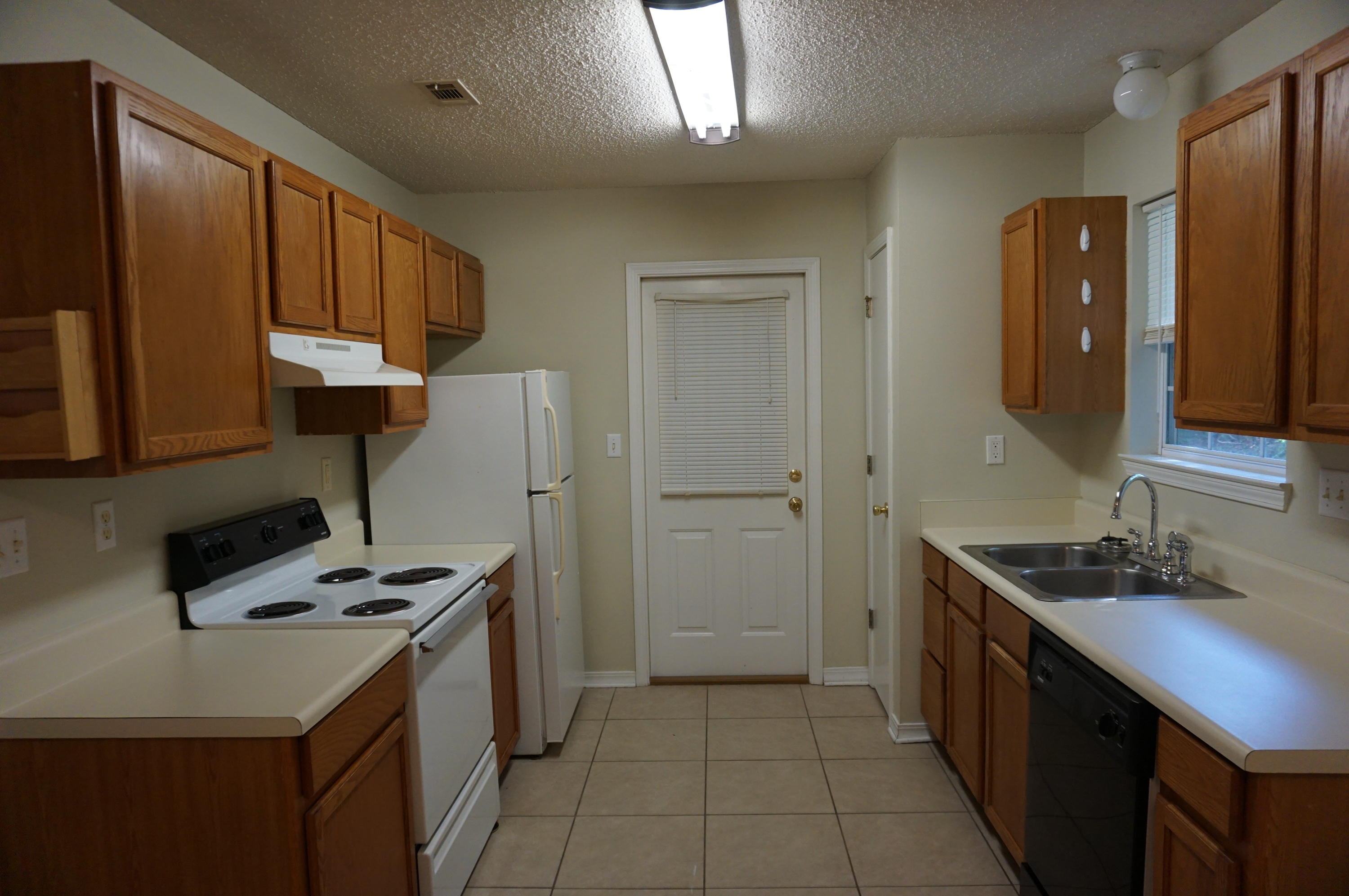 JERNIGAN S/D 2ND ADDN - Residential Lease