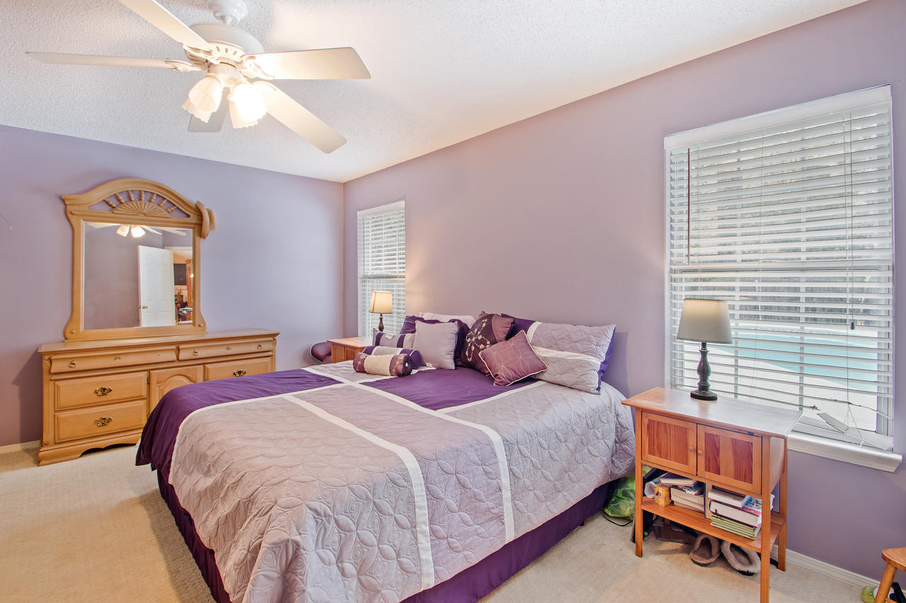 MOSSY OAKS - Residential