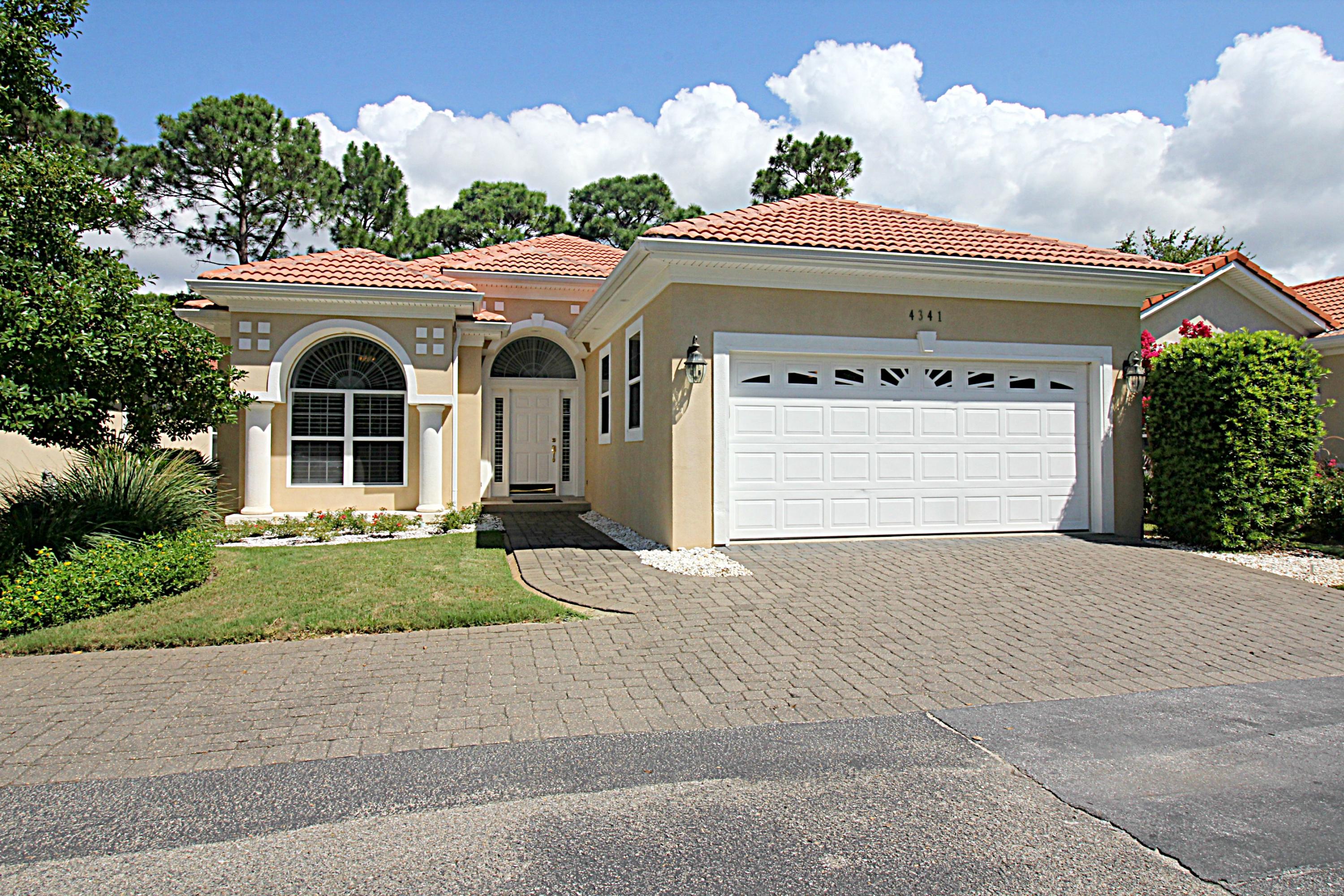 Wonderful Open and Light 3 Bdr/3Bath Sunset Beach Villa in Sunset Beach of Bluewater Bay. Located in a Gated Community. In Pristine condition this home sits along the 7th hole of the Marsh Golf Course. The exquisite interior has many extras a large Kitchen with granite counter top and all the upgraded appliances which opens to an expanded Great Room ideal for Entertaining. This home is move in ready. A must see.