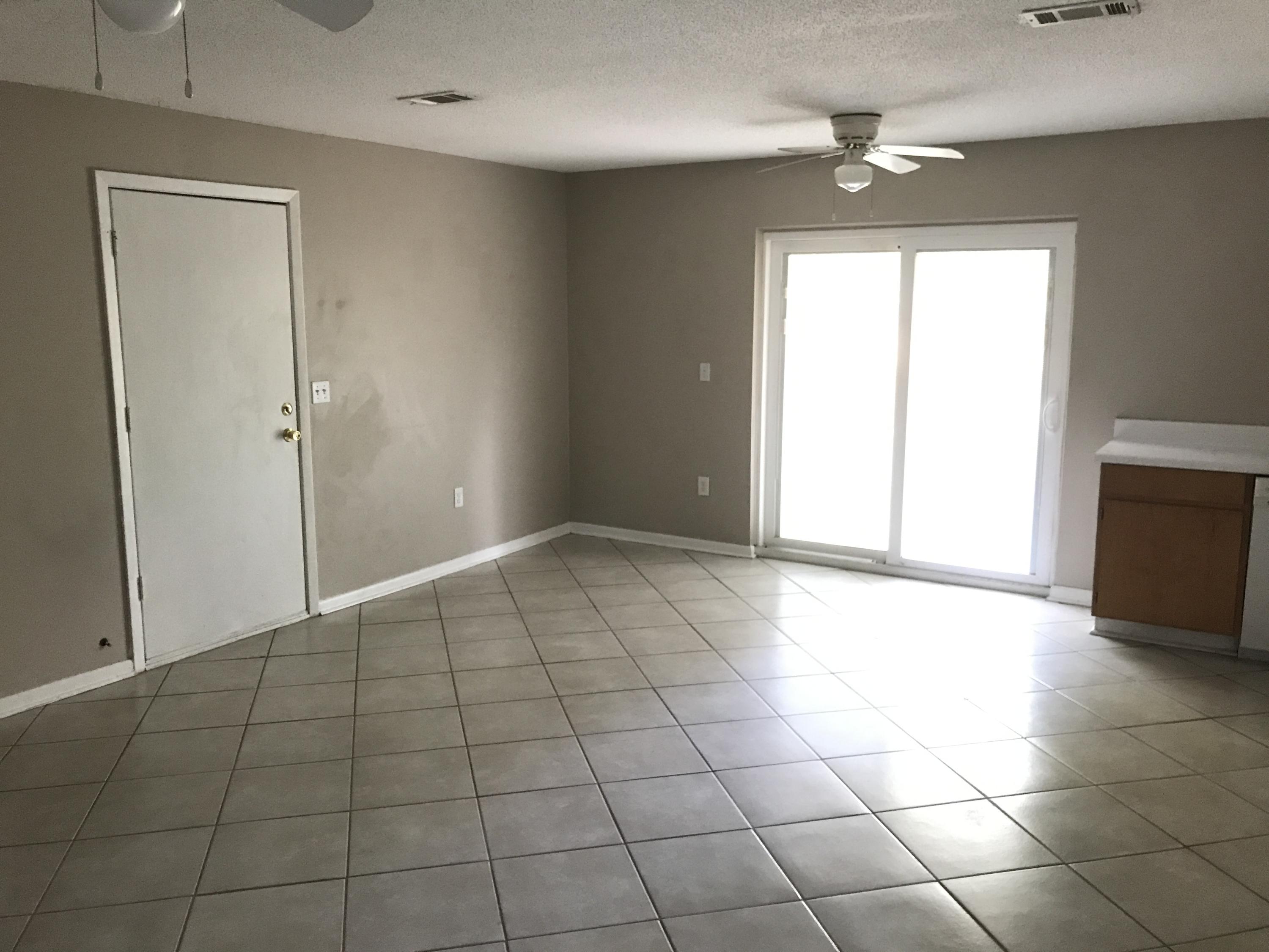 CHOCTAW 3RD ADDN - Residential Lease