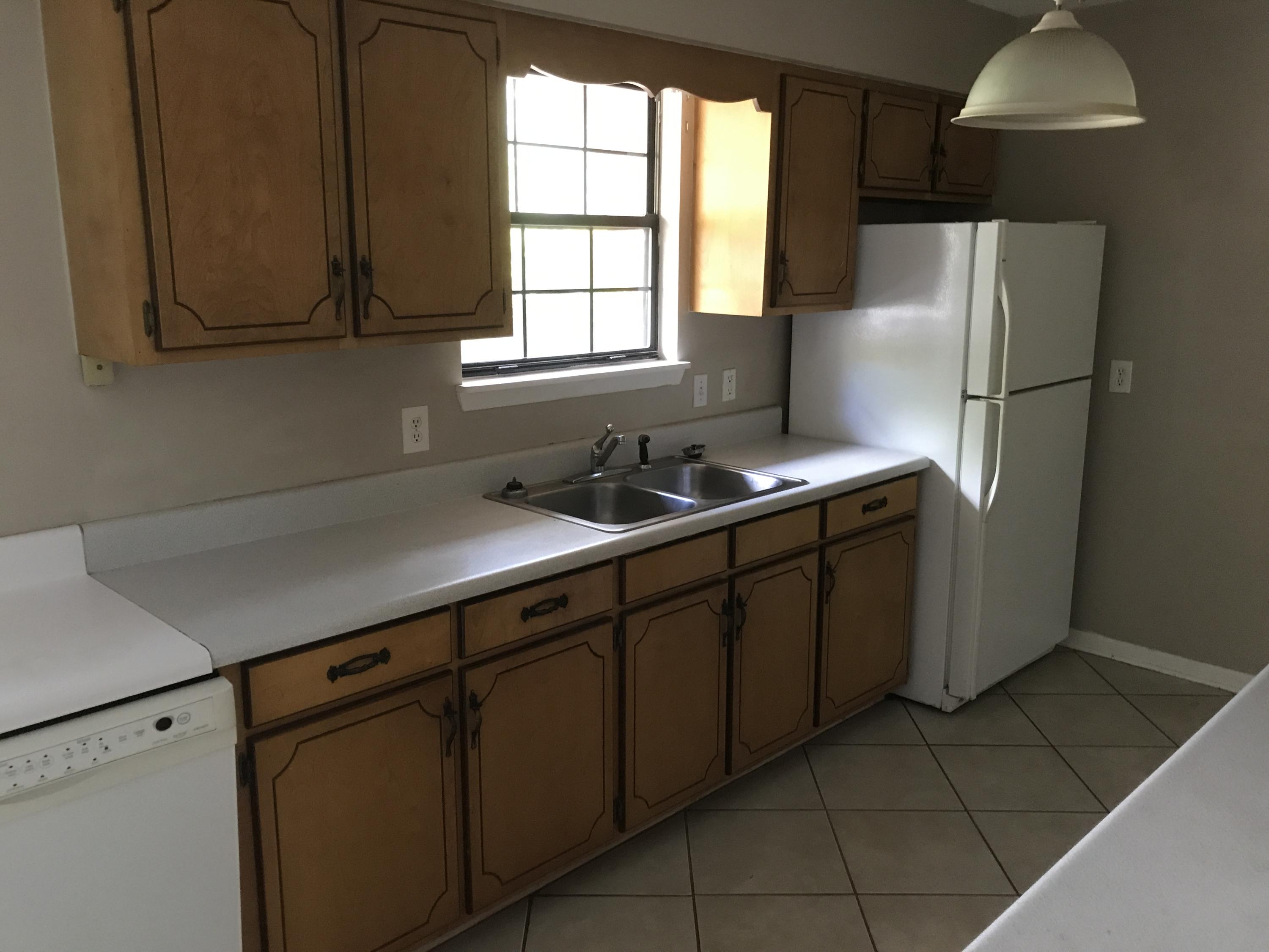CHOCTAW 3RD ADDN - Residential Lease