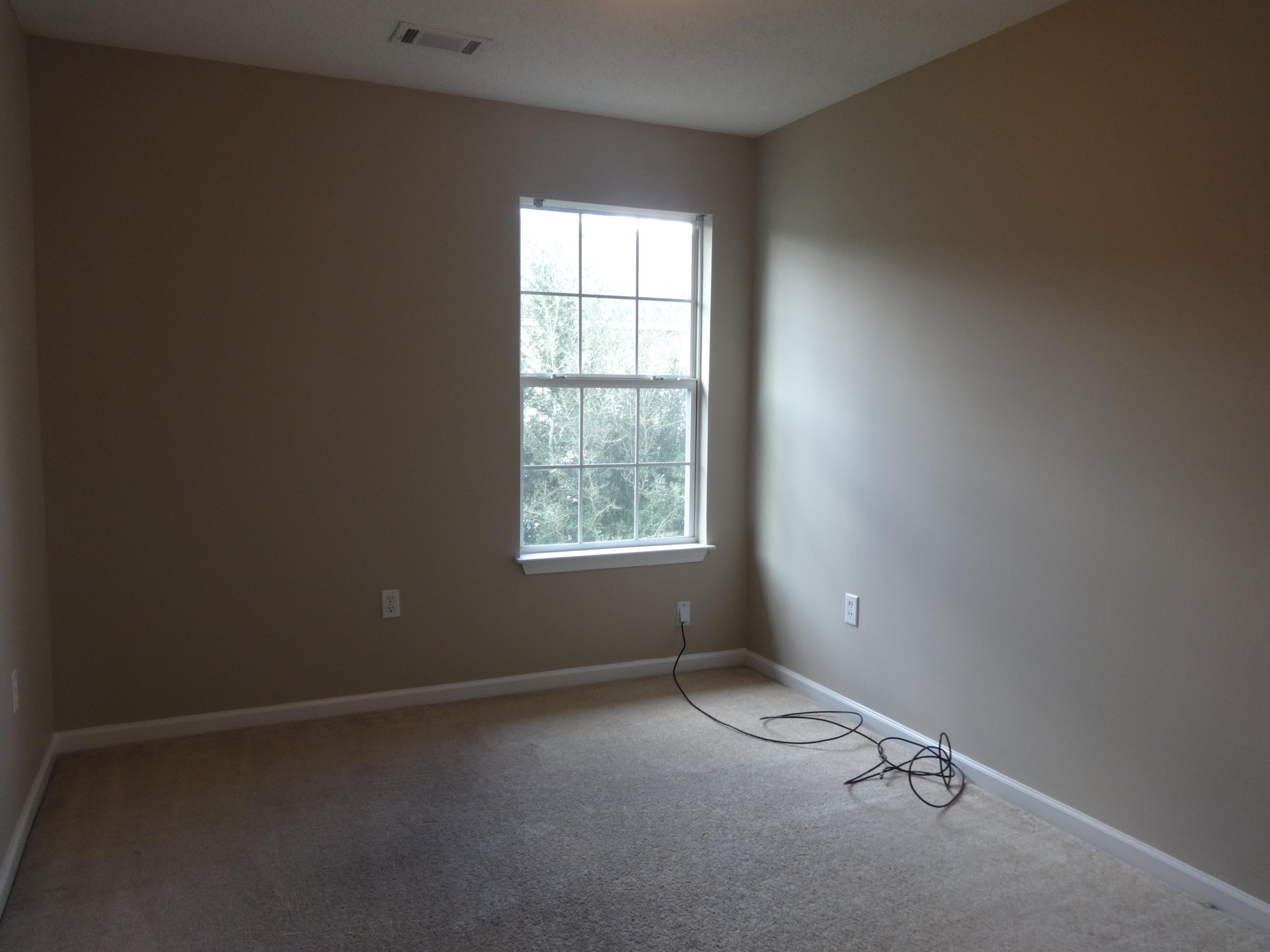 ROLLING PINES - Residential Lease