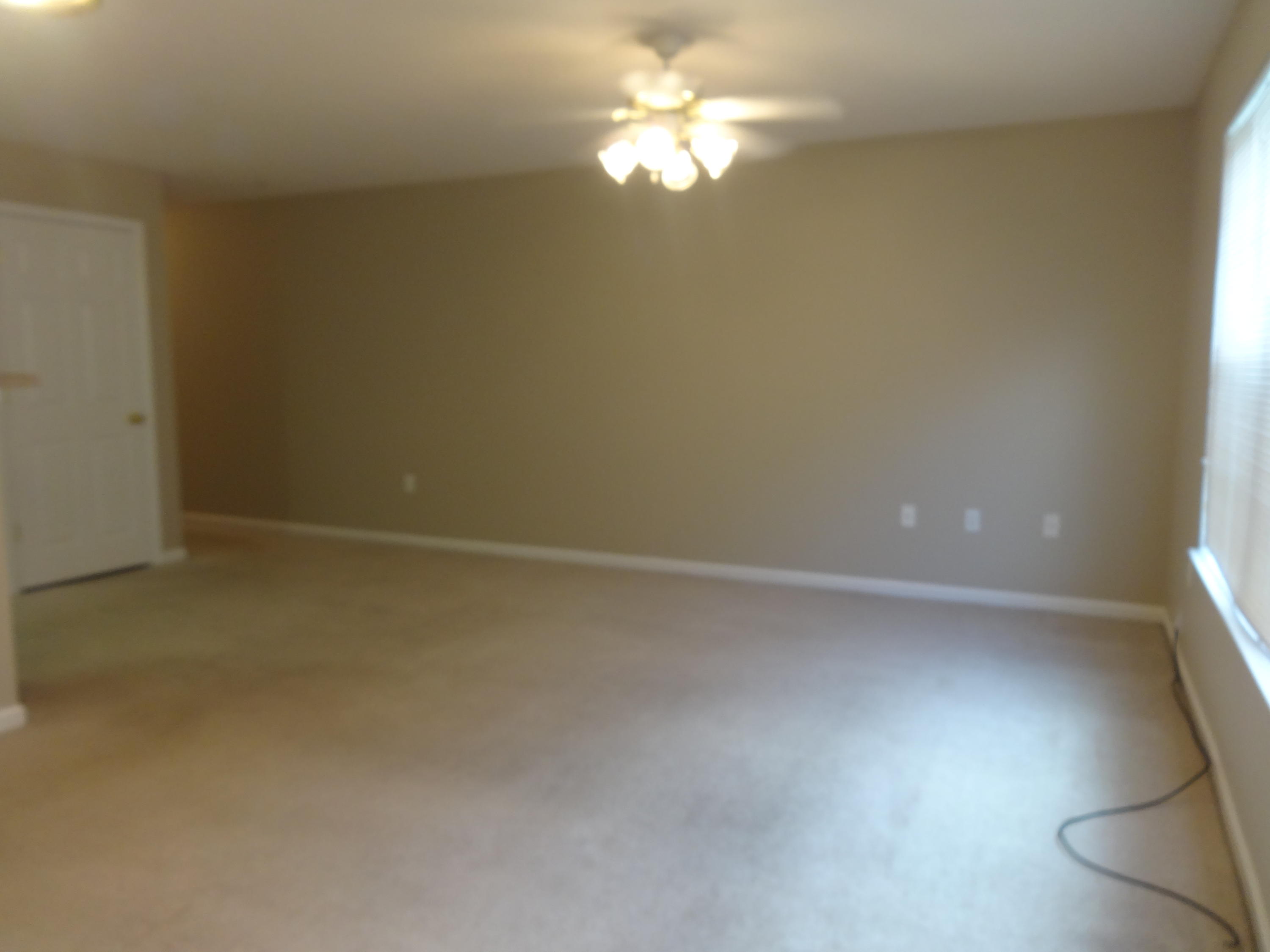 ROLLING PINES - Residential Lease
