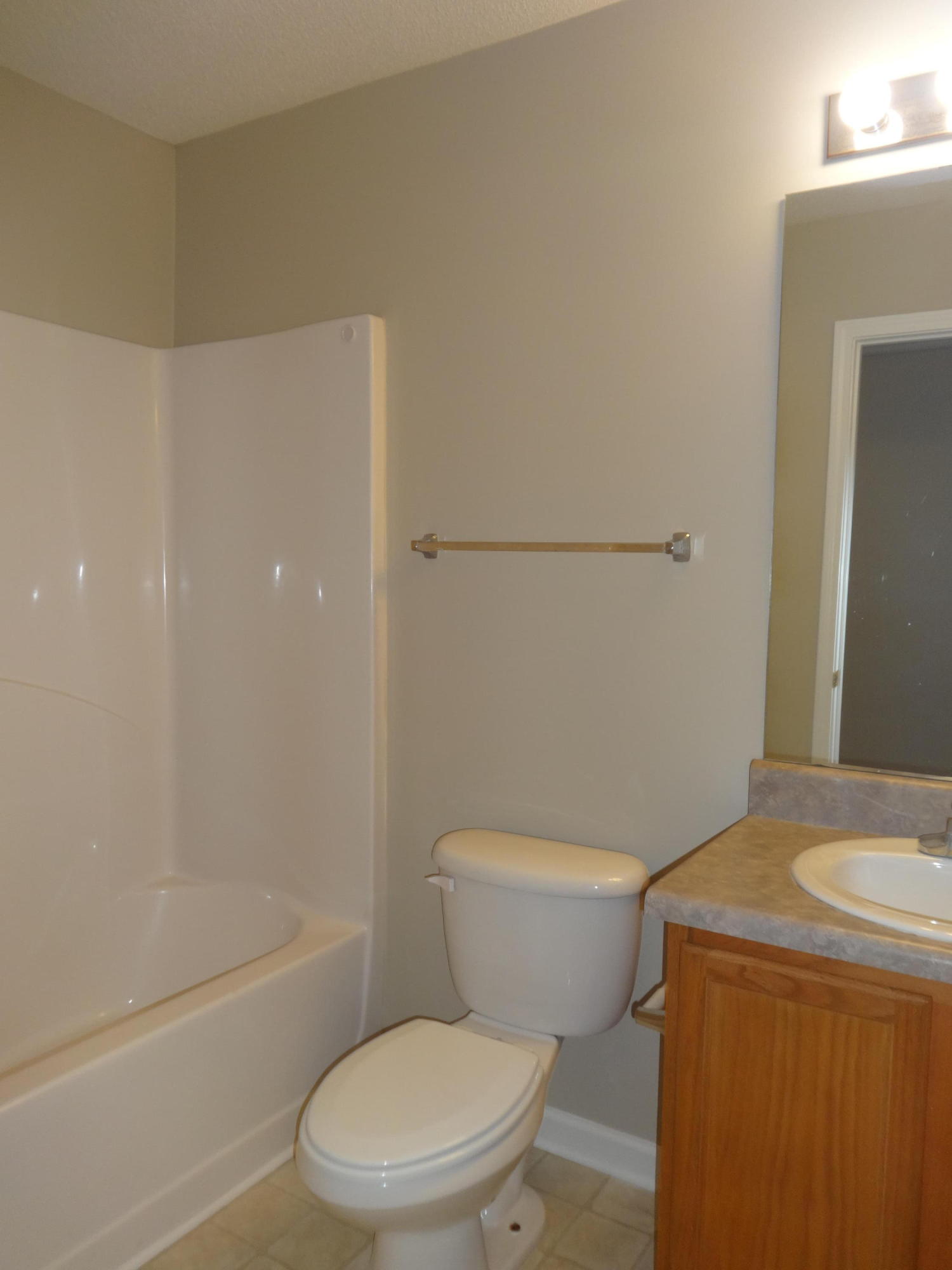 ROLLING PINES - Residential Lease