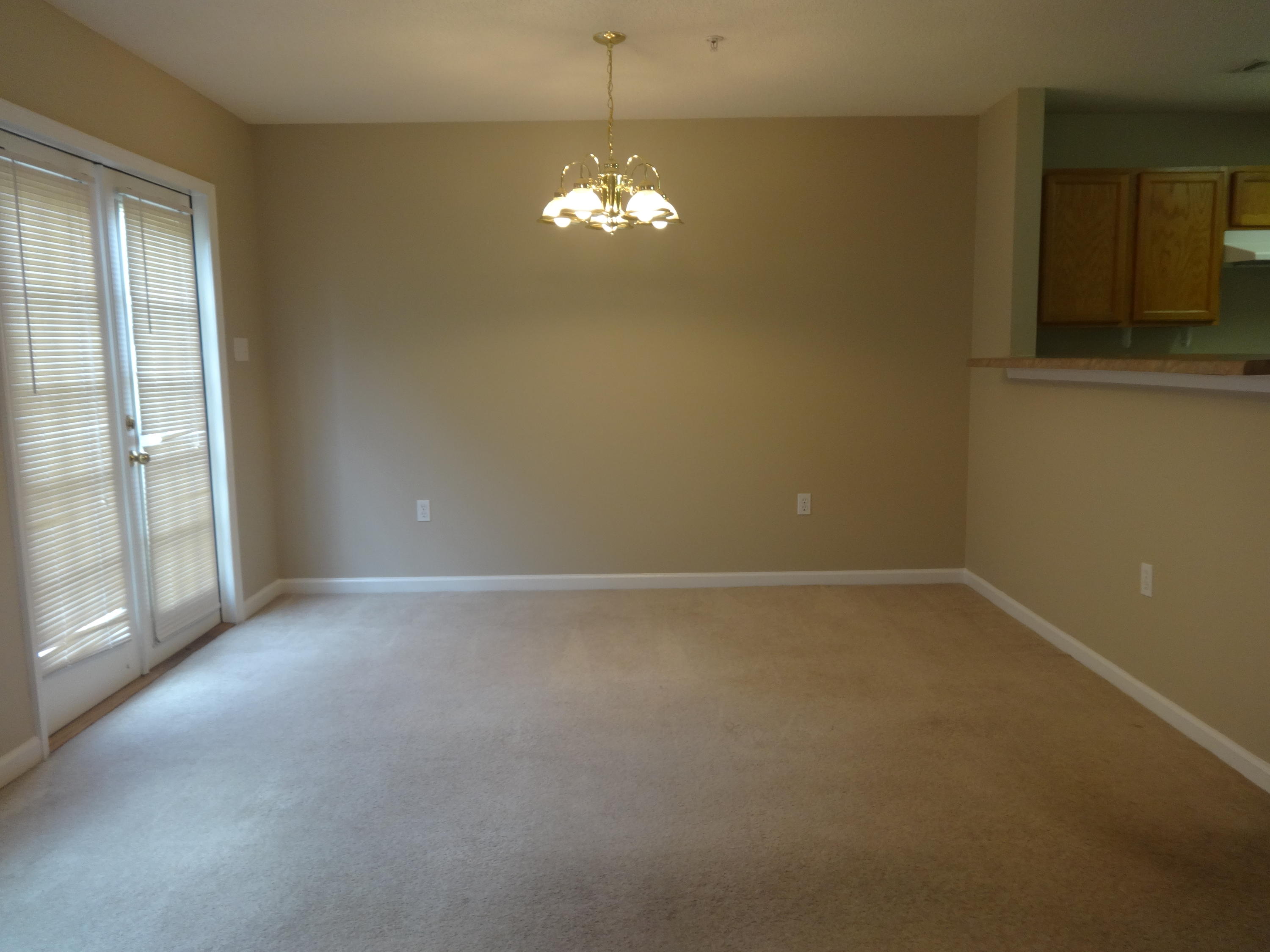 ROLLING PINES - Residential Lease