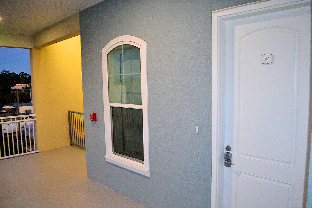 GULF PLACE RESIDENCES - Residential