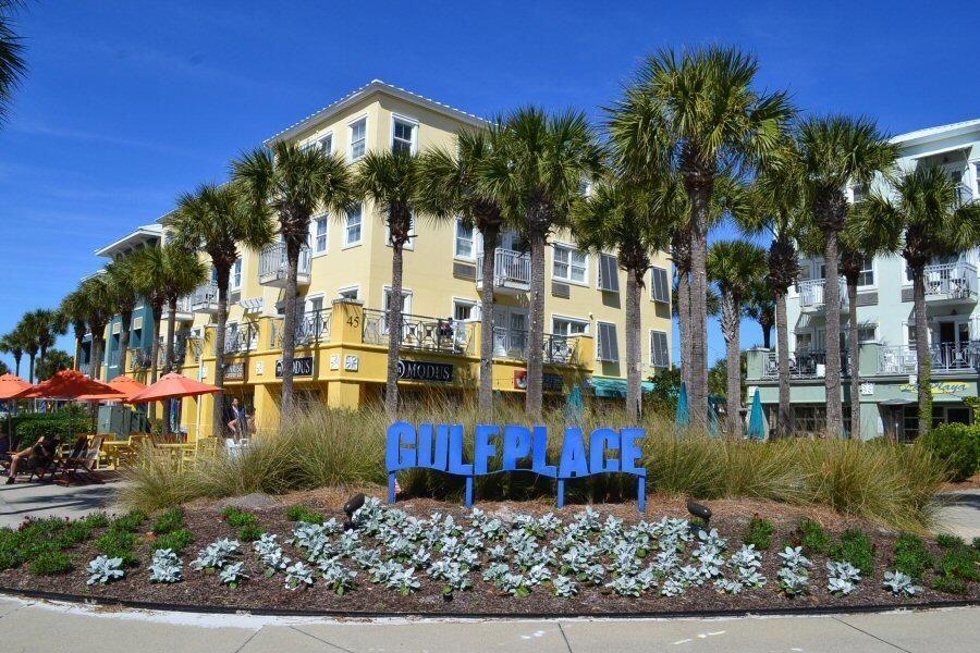 GULF PLACE RESIDENCES - Residential