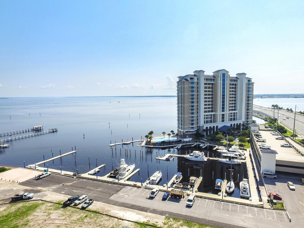 MARINA LANDING - Residential