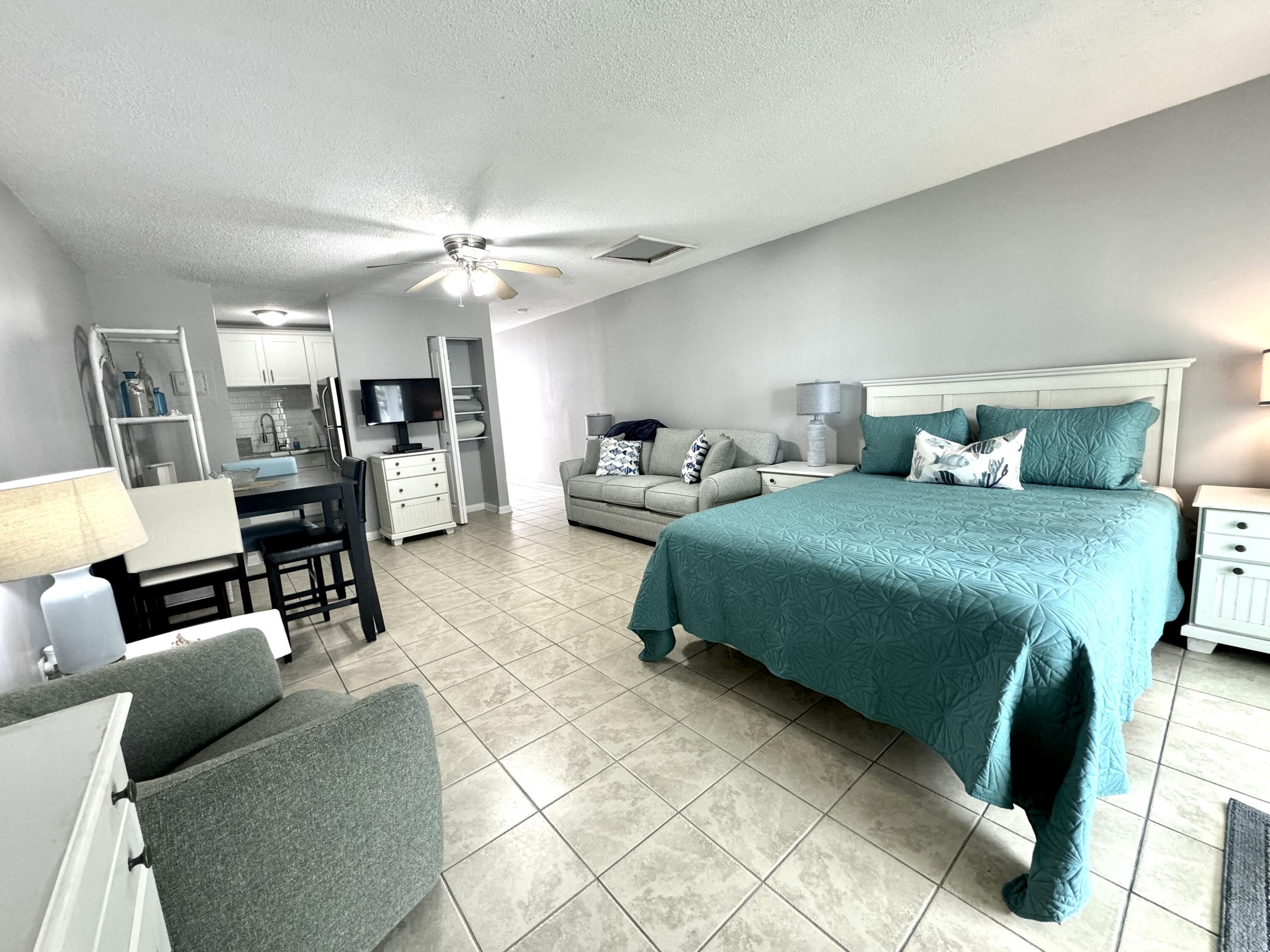 LULLWATER BEACH CONDO - Residential Lease