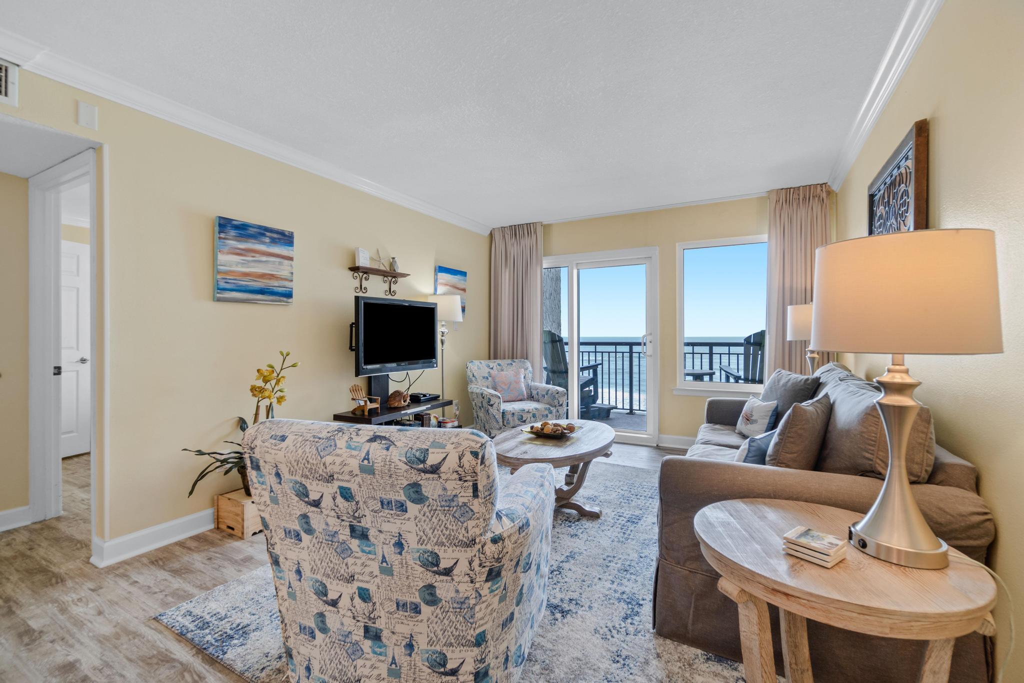 ISLAND ECHO CONDO - Residential