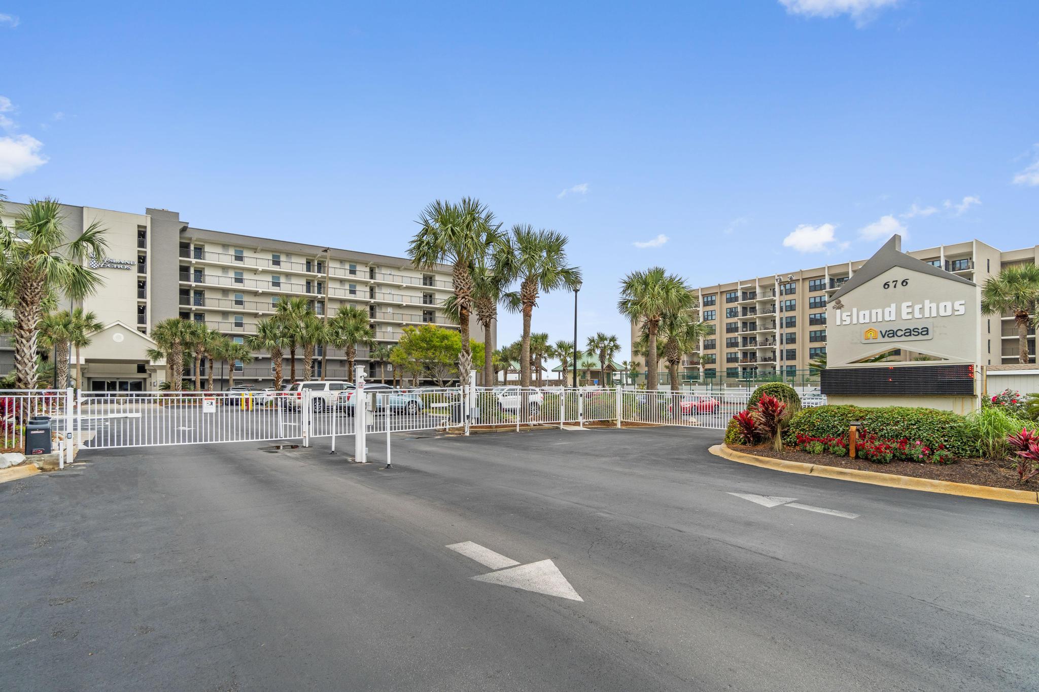 ISLAND ECHO CONDO - Residential