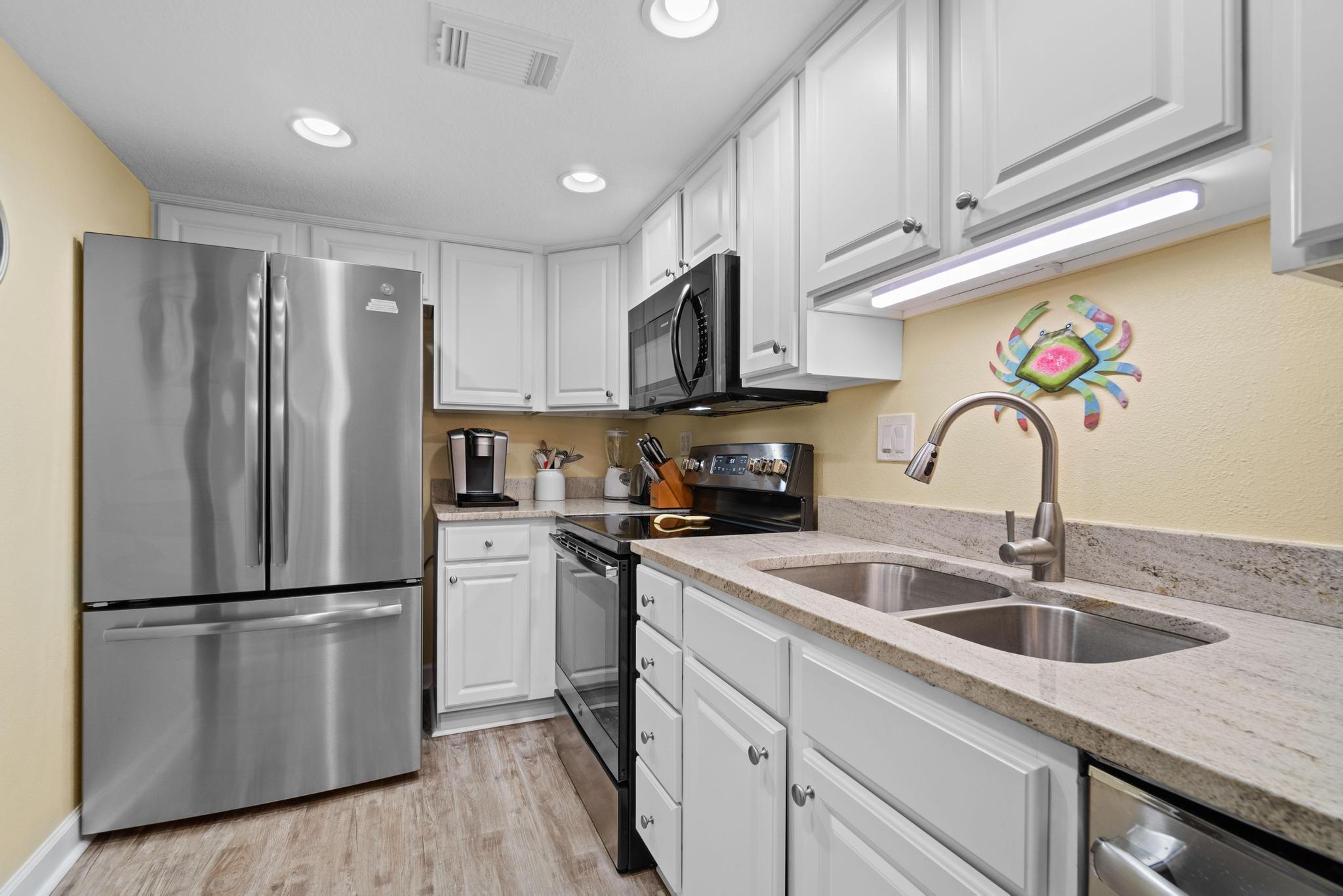 ISLAND ECHO CONDO - Residential