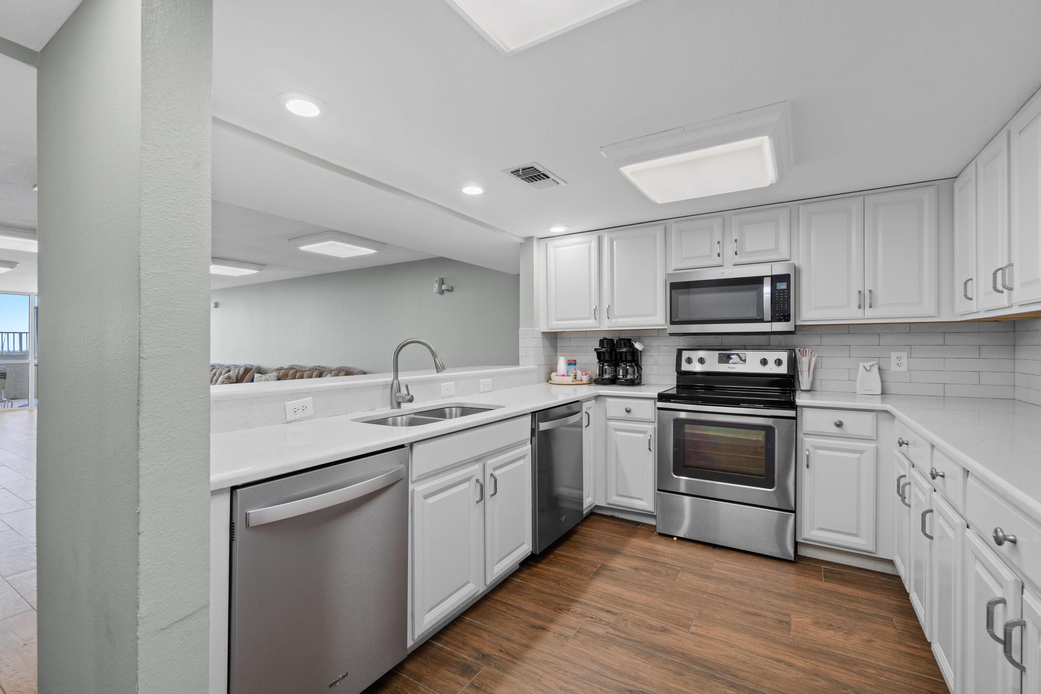 ISLAND ECHO CONDO - Residential