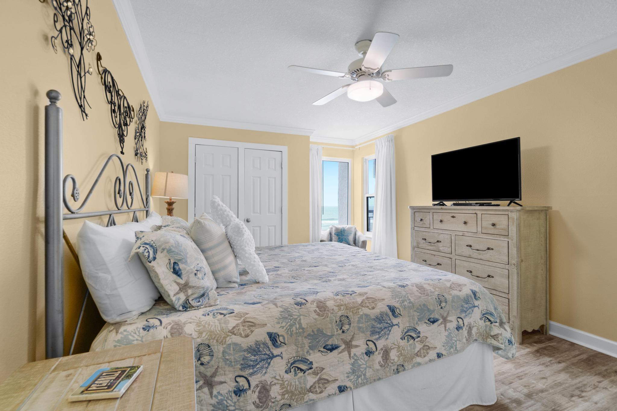 ISLAND ECHO CONDO - Residential
