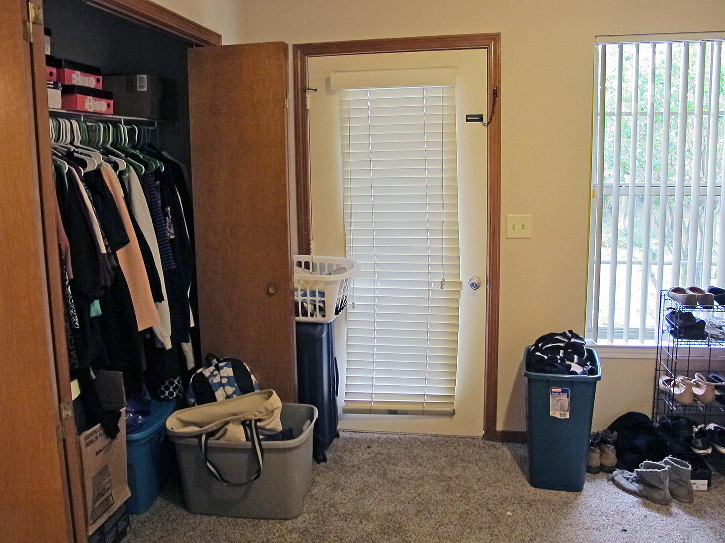 CARMEL VILLAGE T/H - Residential Lease