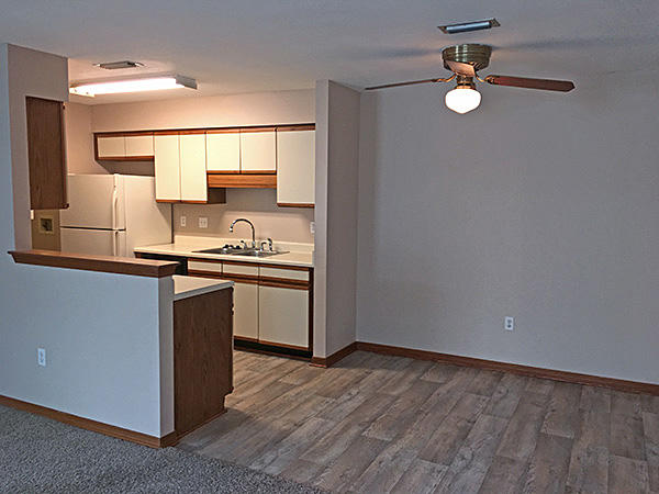 CARMEL VILLAGE T/H - Residential Lease