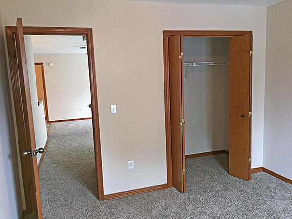 CARMEL VILLAGE T/H - Residential Lease
