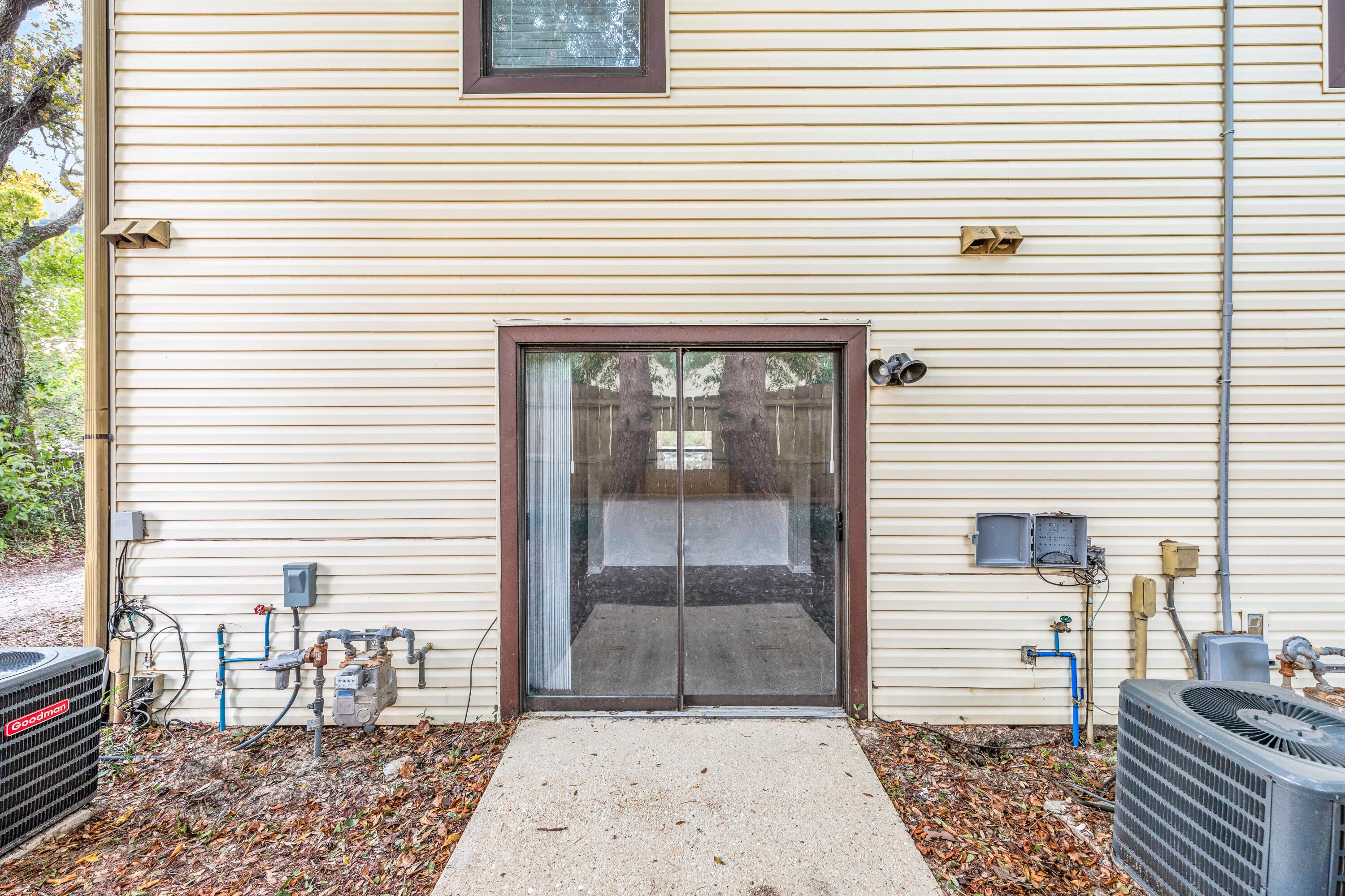metes and bounds - Residential Lease